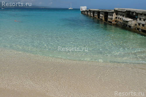 Doctors Cave Beach Hotel 40